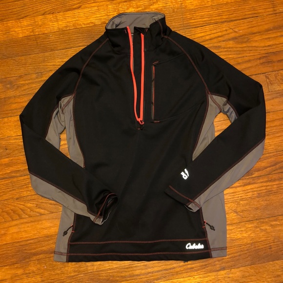 Cabela's Tops - Women’s Cabelas Pull Over